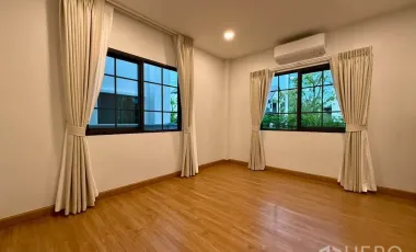 For rent 4 ベッドルーム house in Bang Phli, Samut Prakan