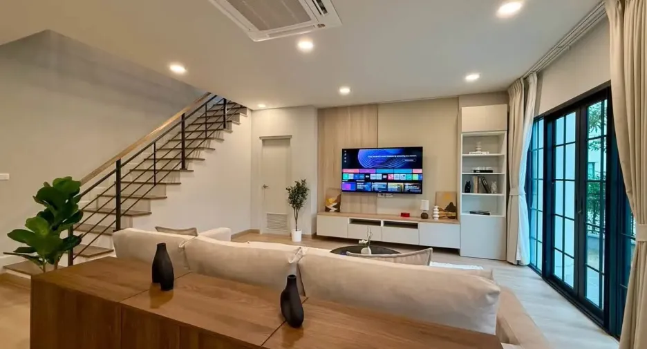 For rent 4 ベッドルーム house in Bang Phli, Samut Prakan