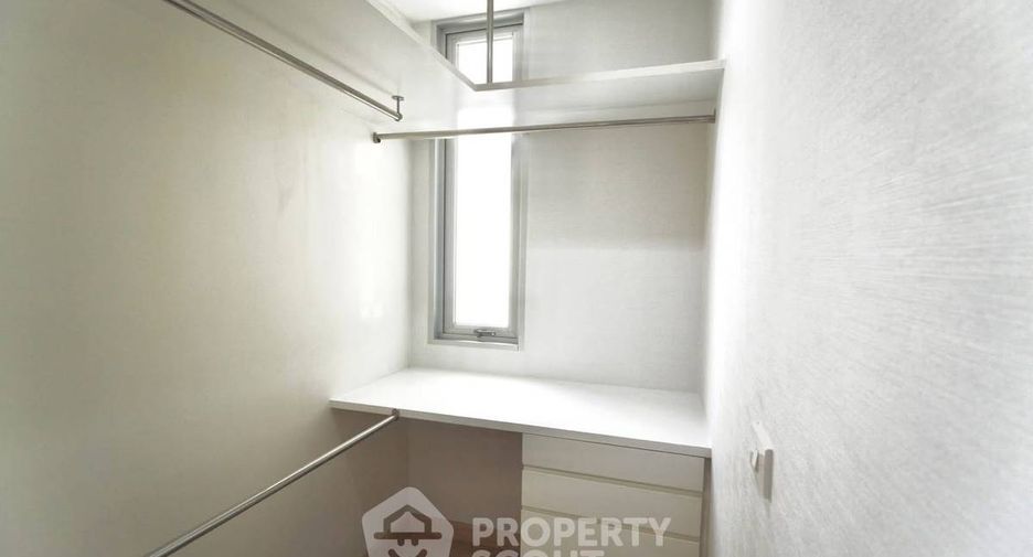 For rent and for sale 2 bedrooms condo in Pathum Wan, Bangkok