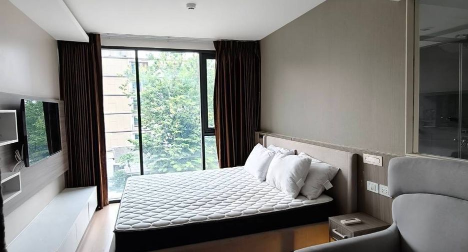 Condo en alquiler de 2 habitaciones en Khlong Toei, Bangkok