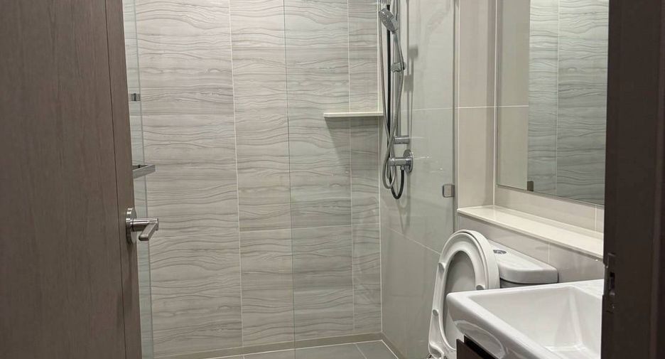 For rent 2 bedrooms condo in Chatuchak, Bangkok