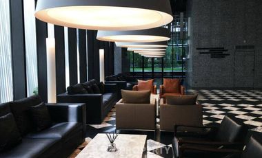 For rent 1 bed condo in Pathum Wan, Bangkok