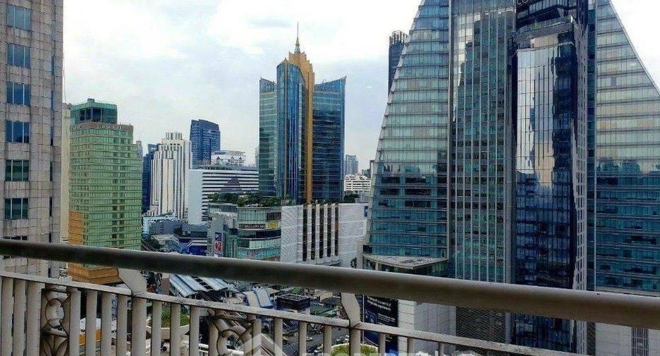 Wohnung zur Miete mit 3 Zimmer in Khlong Toei, Bangkok