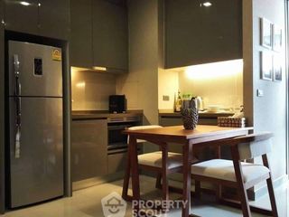 For rent 1 bed condo in Bang Rak, Bangkok