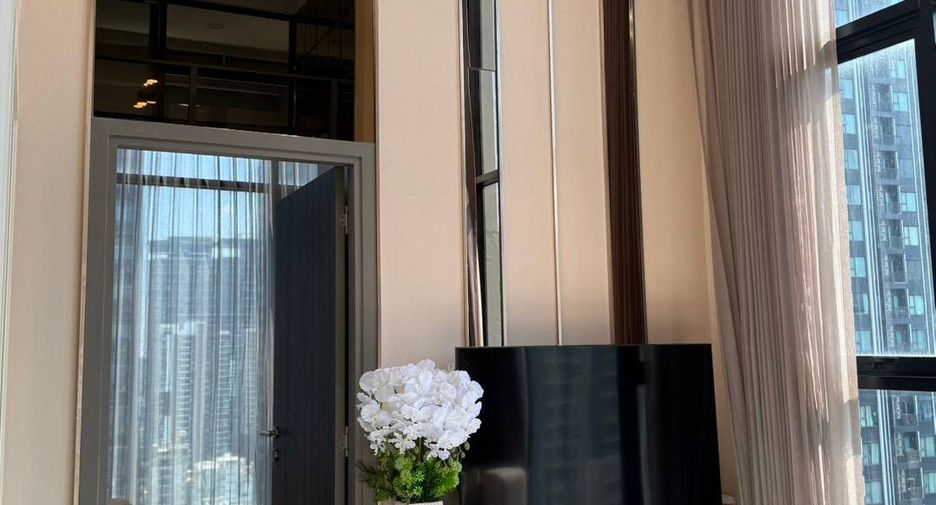 For rent 2 bedrooms condo in Ratchathewi, Bangkok