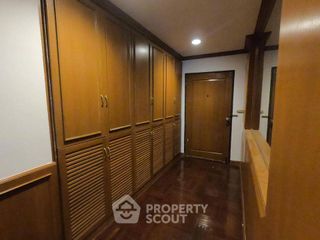 For sale 2 bedrooms condo in Yan Nawa, Bangkok