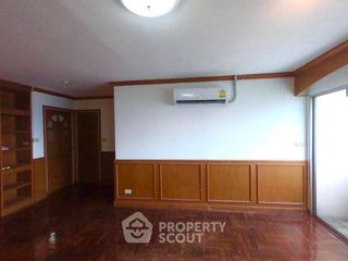 For sale 2 bedrooms condo in Yan Nawa, Bangkok