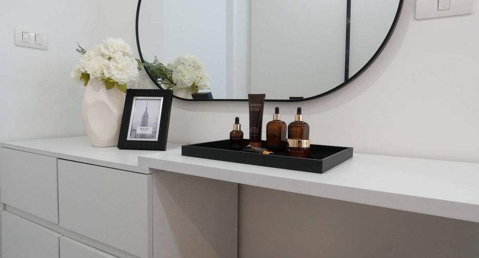 For sale 1 bed condo in Watthana, Bangkok
