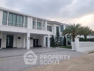 出租 和 出售 6 卧室 独立屋 在 Lat Krabang, 曼谷
