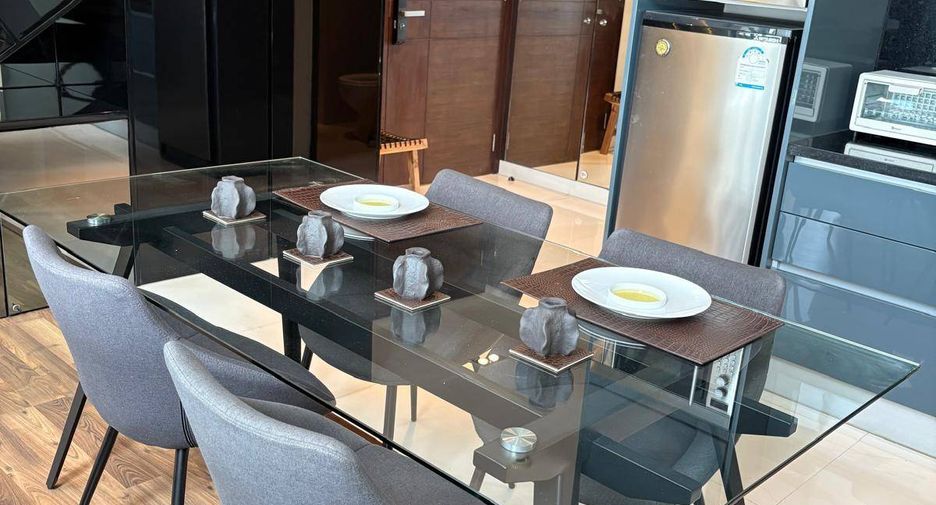 For rent and for sale 1 bed condo in Pathum Wan, Bangkok