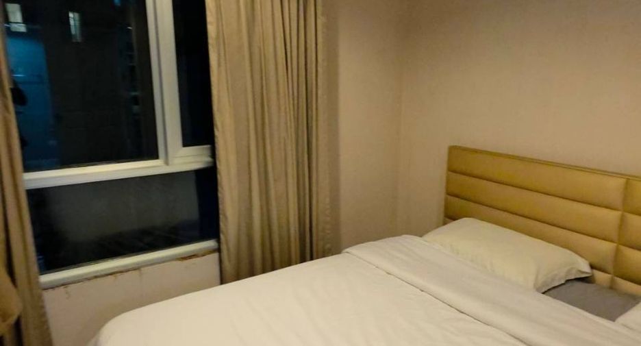 Wohnung zum Kauf mit 3 Zimmer in Huai Khwang, Bangkok