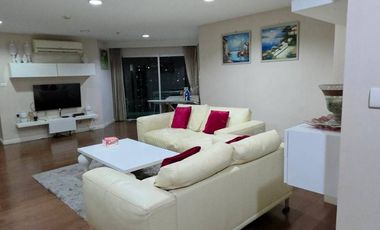 Wohnung zum Kauf mit 3 Zimmer in Huai Khwang, Bangkok