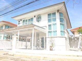 出售 4 卧室 独立屋 在 Mueang Chon Buri, Chon Buri