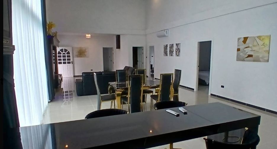 Villa zur Miete und zum Kauf mit 6 Zimmer in Bang Lamung, Chonburi