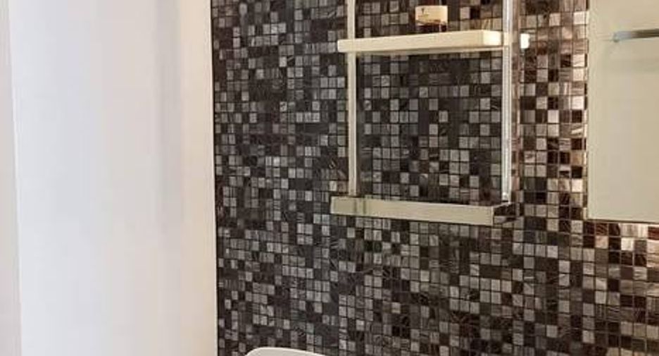 Condo en venta de 1 habitaciones en Khlong Toei, Bangkok