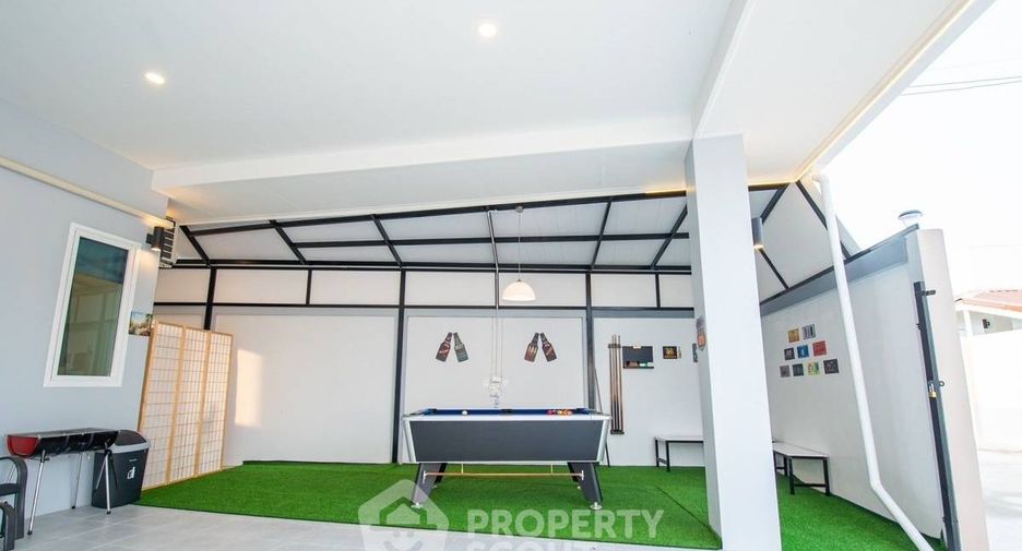 For sale 3 bedrooms villa in Bang Lamung, Chonburi