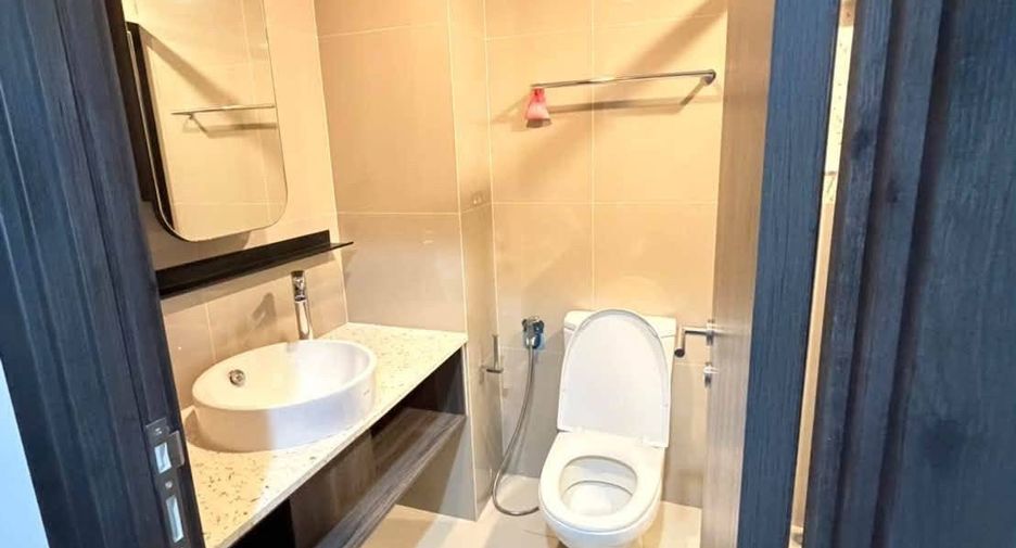 For sale 1 bed condo in Huai Khwang, Bangkok