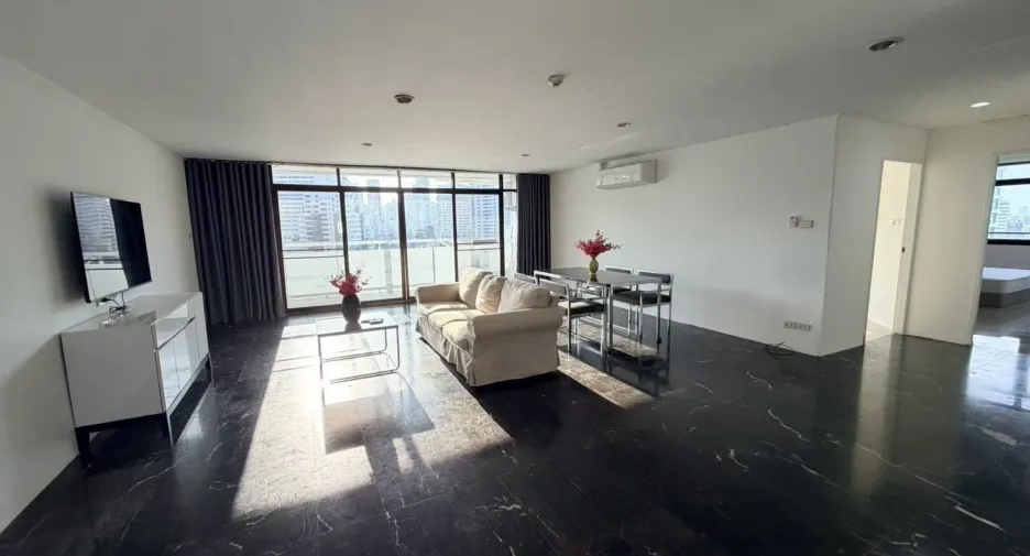 For rent 3 ベッドルーム condo in Watthana, Bangkok