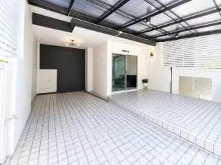 Reihenhaus zum Kauf mit 3 Zimmer in Khlong Sam Wa, Bangkok
