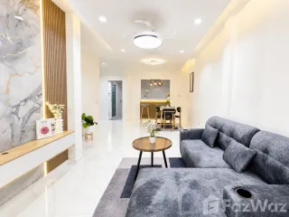 Reihenhaus zum Kauf mit 3 Zimmer in Khlong Sam Wa, Bangkok
