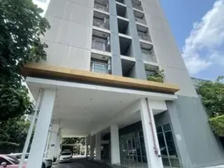 Продажа 1 кровать кондо в Чатучак, Бангкок