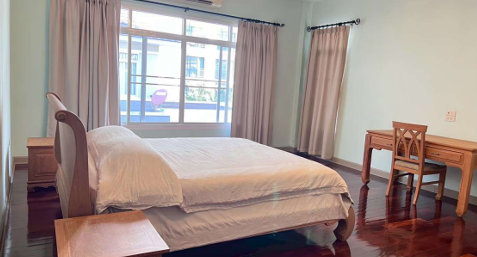 For sale 6 ベッドルーム house in Na Jomtien, Pattaya