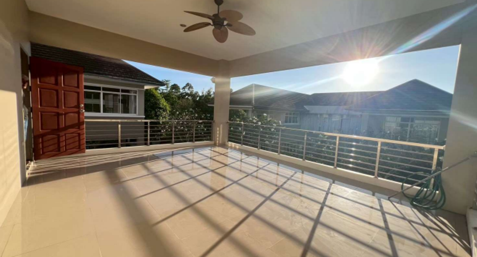 For sale 6 ベッドルーム house in Na Jomtien, Pattaya