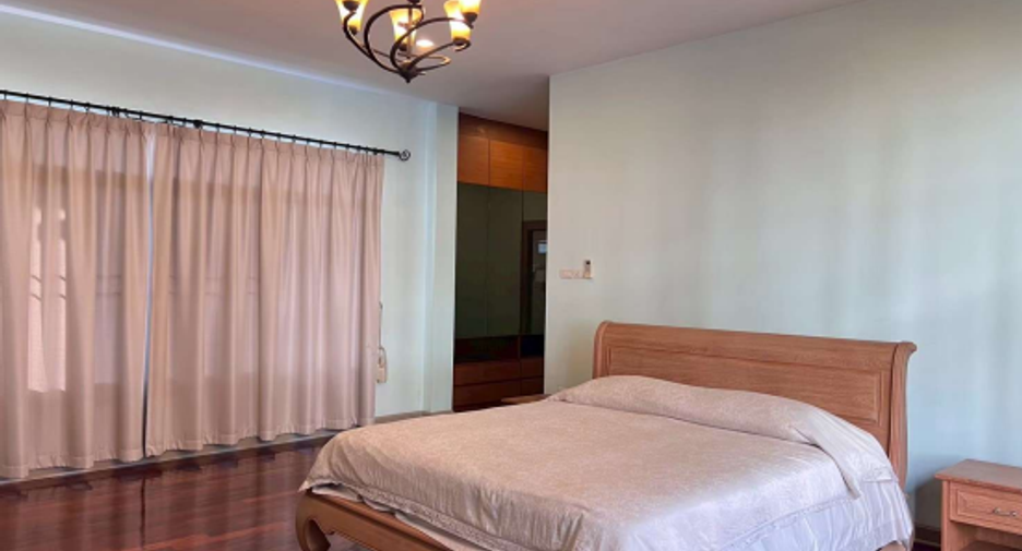 For sale 6 ベッドルーム house in Na Jomtien, Pattaya