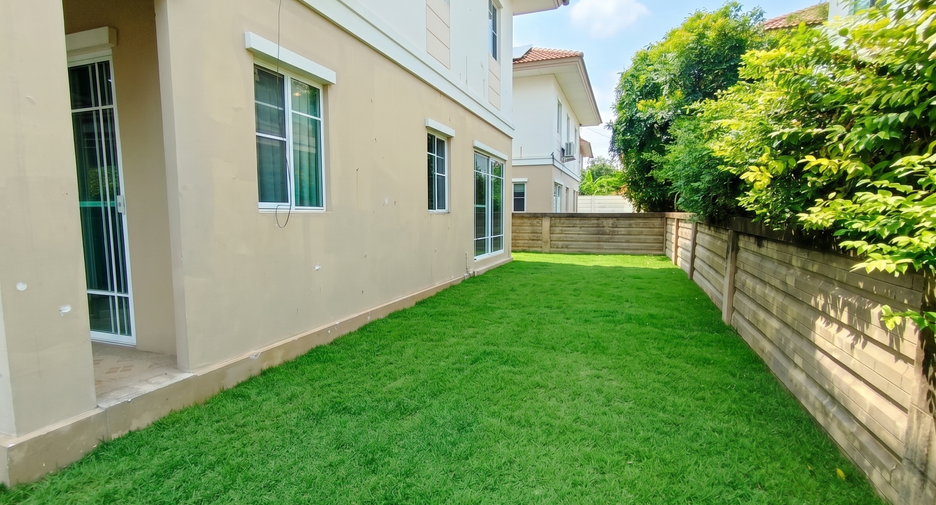 For sale 3 bedrooms house in Prawet, Bangkok