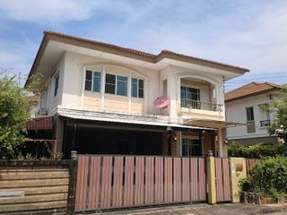 For sale 3 bedrooms house in Prawet, Bangkok