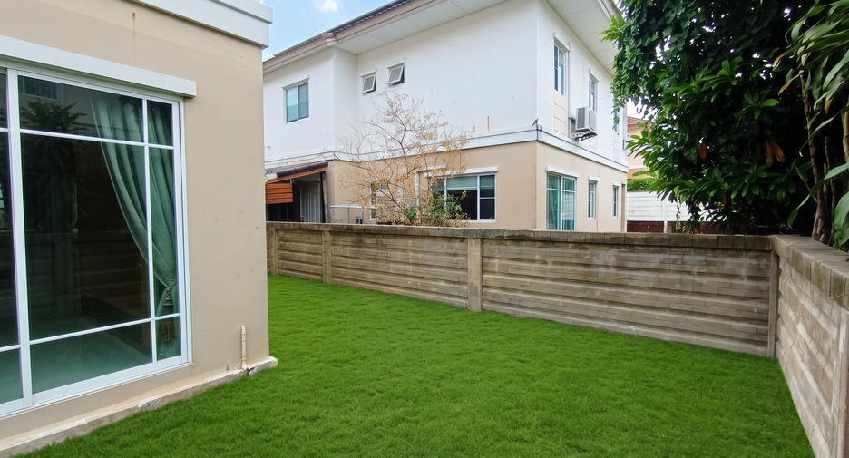 For sale 3 bedrooms house in Prawet, Bangkok