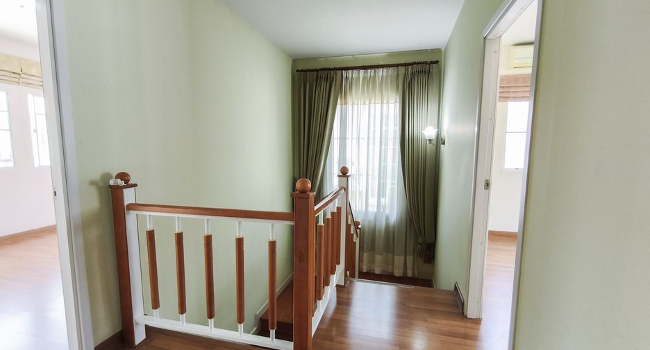 For sale 3 bedrooms house in Prawet, Bangkok