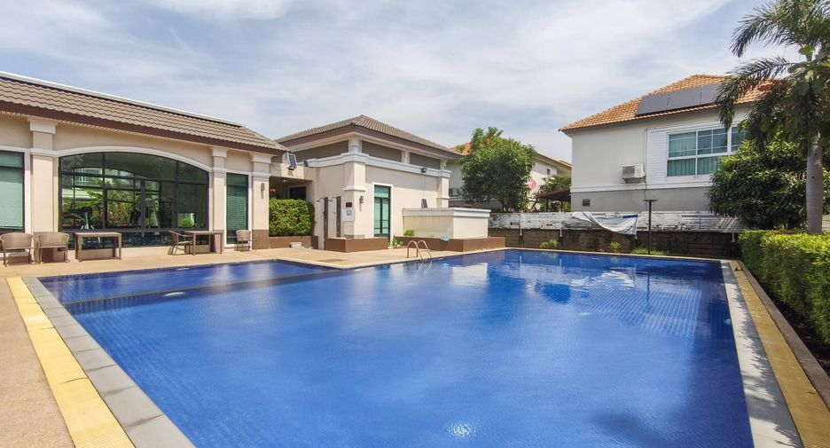 For sale 3 bedrooms house in Prawet, Bangkok
