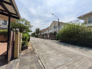 For sale 3 bedrooms house in Prawet, Bangkok