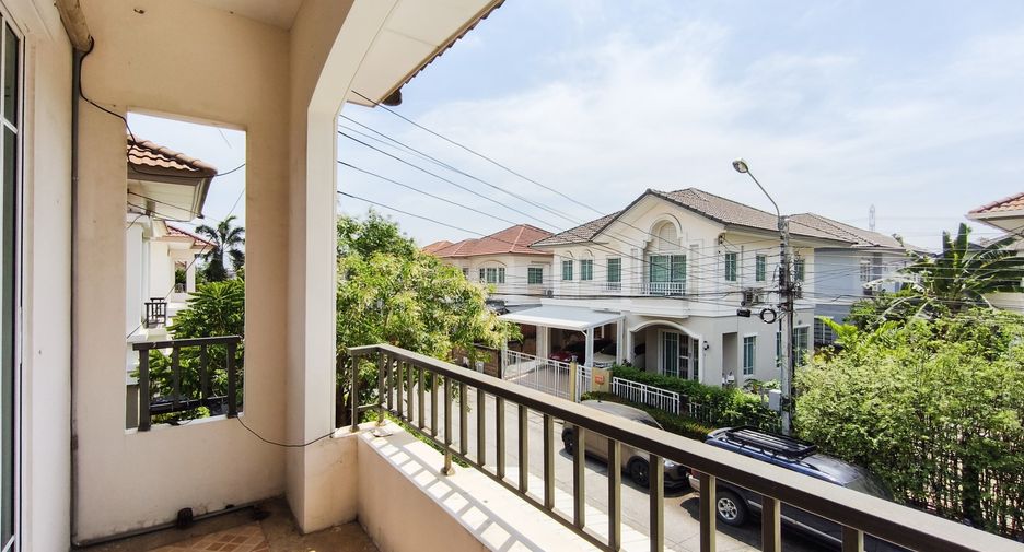 For sale 3 bedrooms house in Prawet, Bangkok