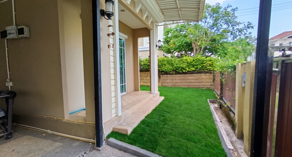 For sale 3 bedrooms house in Prawet, Bangkok