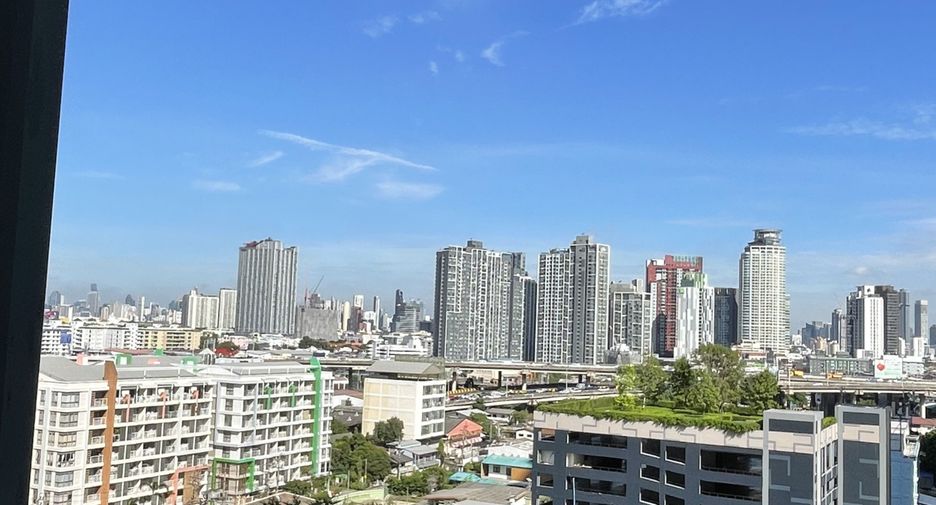 À louer 1 chambre condo à Phra Khanong, Bangkok