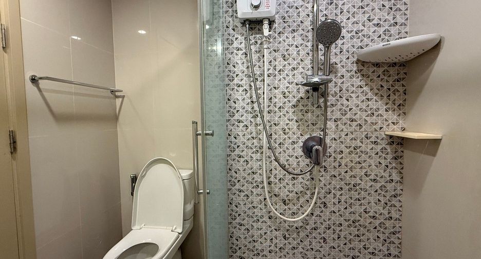 Wohnung zum Kauf mit 1 Zimmer in Phra Khanong, Bangkok