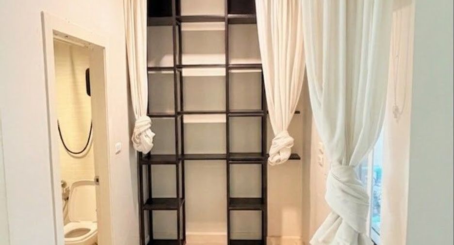 For rent 3 bedrooms townhouse in Bueng Kum, Bangkok