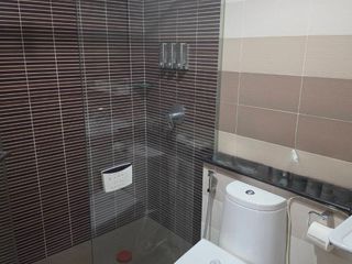Продажа 2 спальни кондо в Дин Даенг, Бангкок