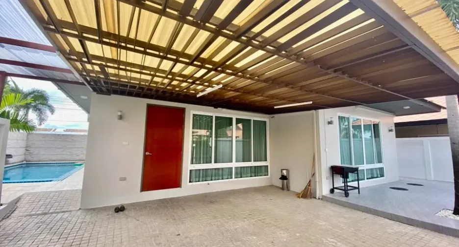 For rent 3 ベッドルーム villa in Bang Lamung, Chonburi