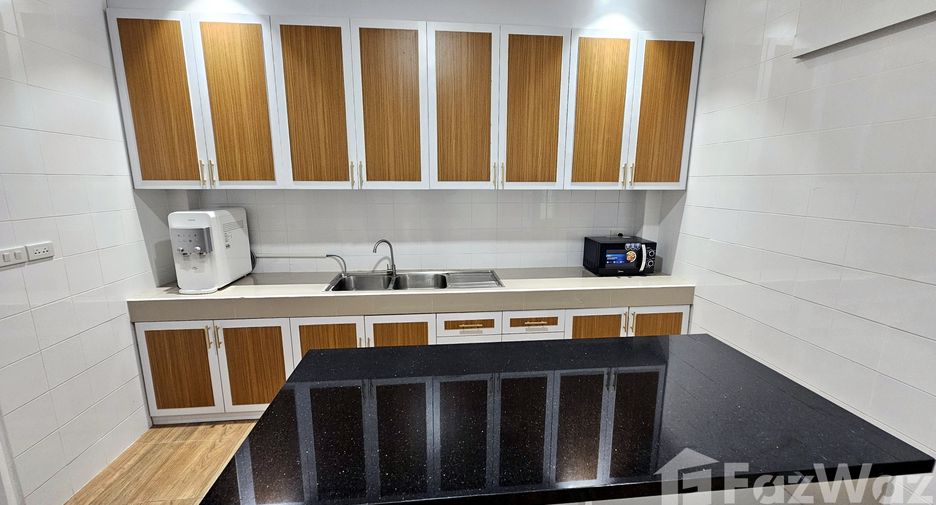 For rent 9 ベッドルーム house in Huay Yai, Pattaya