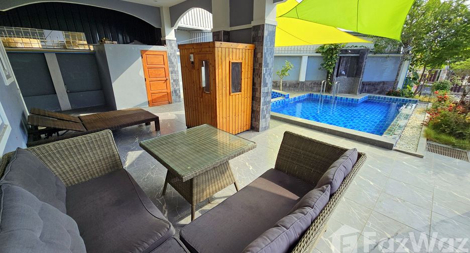 For rent 9 ベッドルーム house in Huay Yai, Pattaya