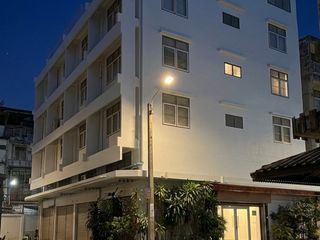 For sale 8 ベッドルーム house in Phaya Thai, Bangkok
