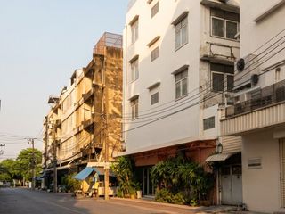 For sale 8 ベッドルーム house in Phaya Thai, Bangkok