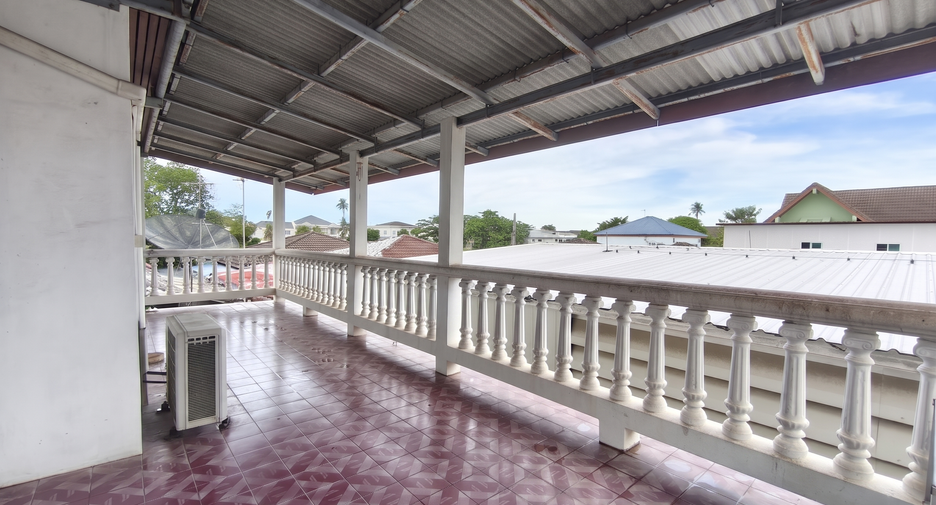 For sale 5 ベッドルーム house in Chom Thong, Bangkok