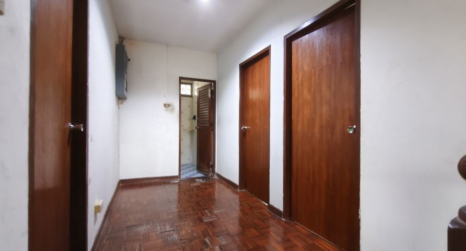 For sale 5 ベッドルーム house in Chom Thong, Bangkok
