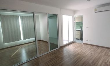 For sale 1 bed condo in Phra Khanong, Bangkok
