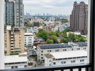 For sale 1 bed condo in Phra Khanong, Bangkok