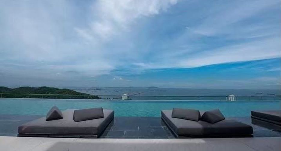 For sale 1 bed condo in Si Racha, Chonburi